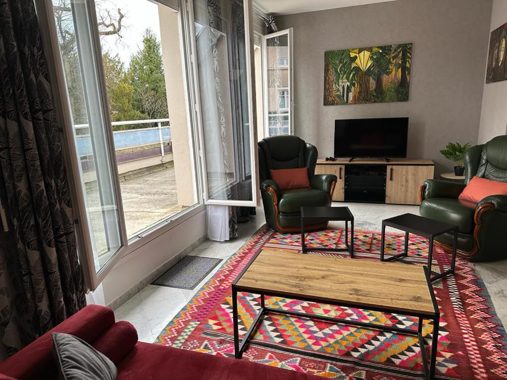 Spacious Flat Close To The Railway Station Troyes Værelse billede