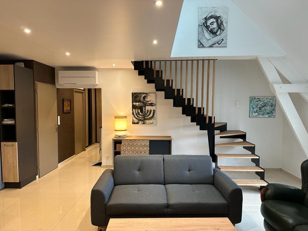 Spacious Flat Close To The Railway Station Troyes Værelse billede